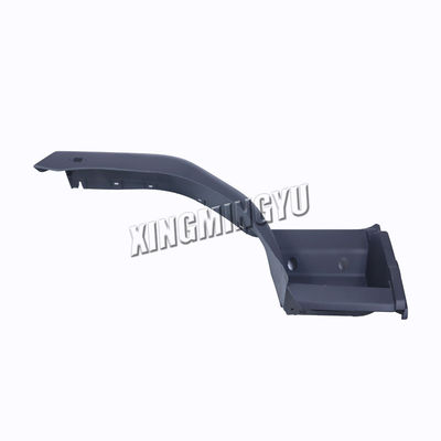 चीन से उत्पन्न Dongfeng Chenglong 609 ट्रक M61-8403221B M61-8403221B-YC M61-8403321/421 के लिए नया प्लास्टिक फेंडर फ्रंट सेक्शन
